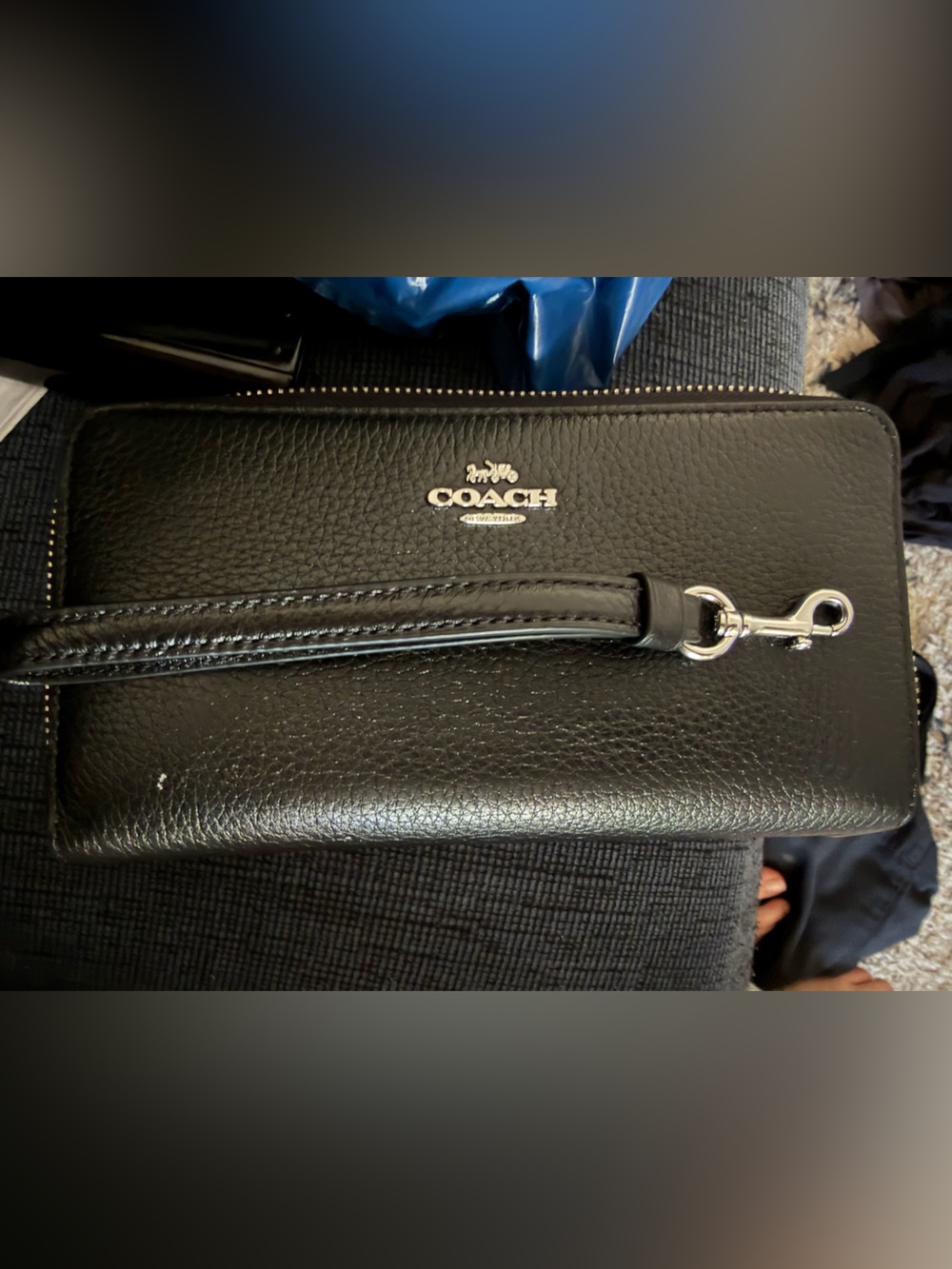 Coach Black Pebbled Leather Zip Wallet with Silver Logo and hardware - Picture 4 of 6
